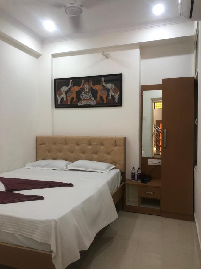 Purple Lotus Hotel Varanasi Dış mekan fotoğraf